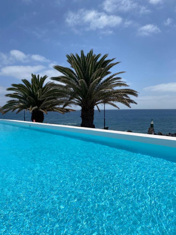 Sol Eterno - Luxury Aparmtent With Direct Oceanview And Extra Services Costa Teguise Exterior foto