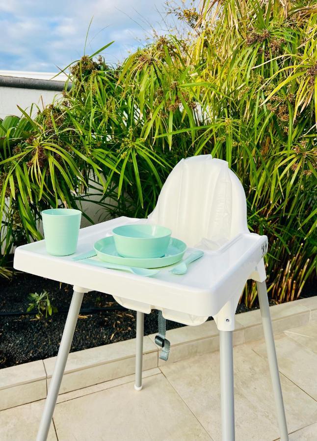 Sol Eterno - Luxury Aparmtent With Direct Oceanview And Extra Services Costa Teguise Exterior foto
